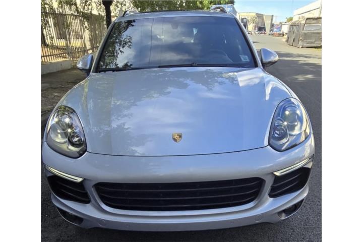 2017 Porsche Cayenne E-Hybrid