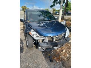 Nissan Puerto Rico Para reparaci�n o piezas. Se vende completo