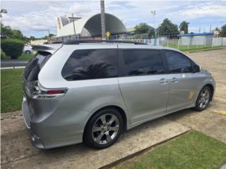 Toyota Puerto Rico Sienna Sport 2012