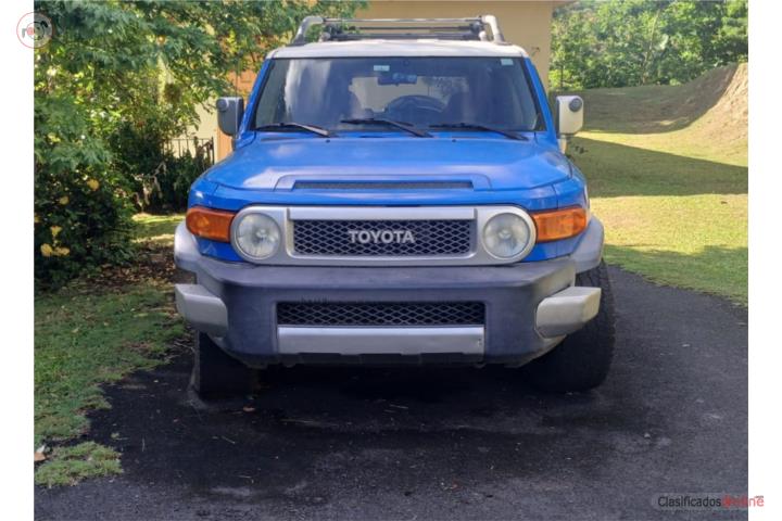 Toyota FJ Cruiser
