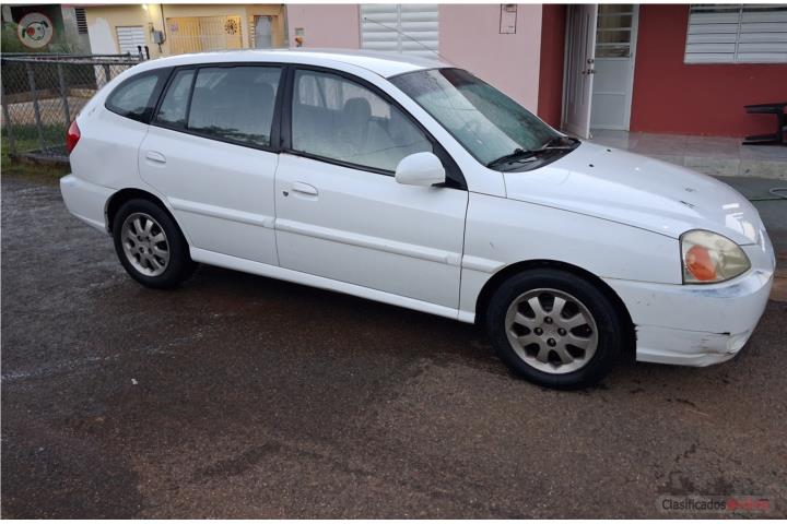 Kia río 2004 std