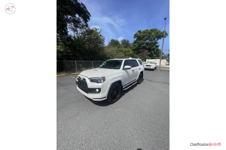 TOYOTA 4Runner 2011 Limited $16,800