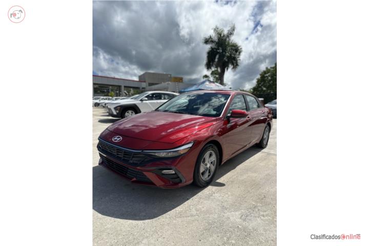 HYUNDAI ELANTRA SE 2024 Solo 5880 millas