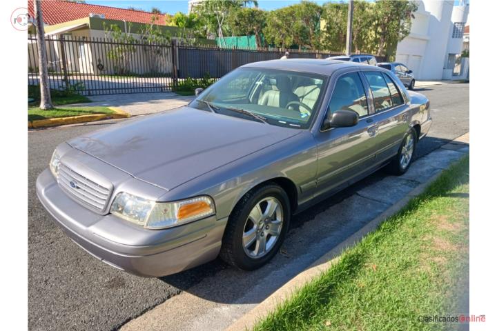 Crown Victoria LX Sport 2006 $10,000