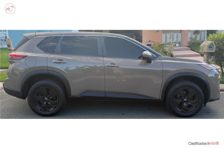 NISSAN ROGUE SV SALDA $21,495