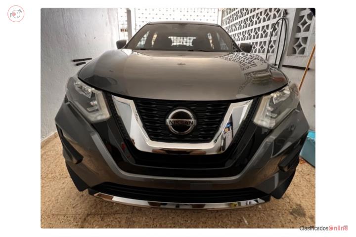 Nissan Rouge 2020 15mil millas