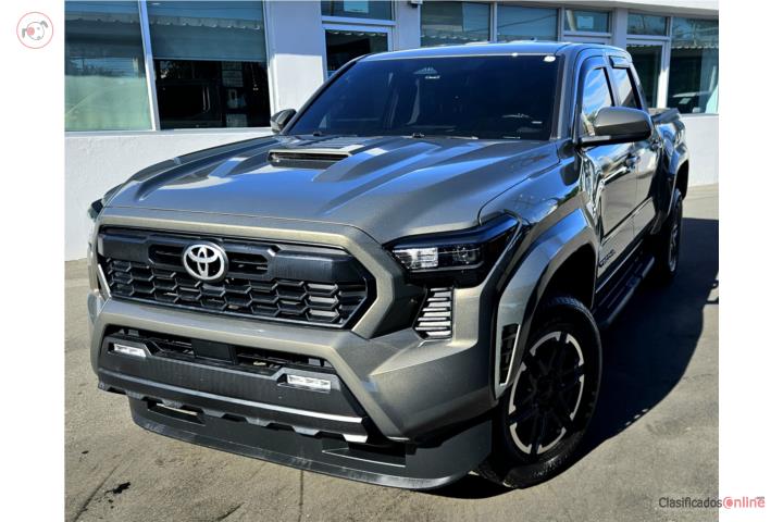Toyota Tacoma TRD Sport