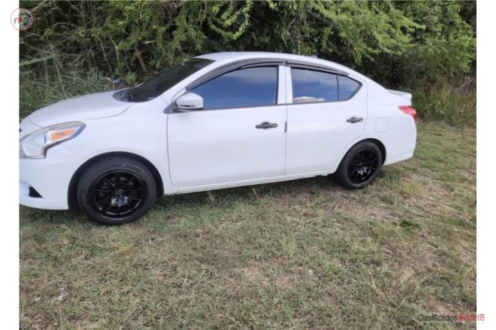 Nissan Versa 2019