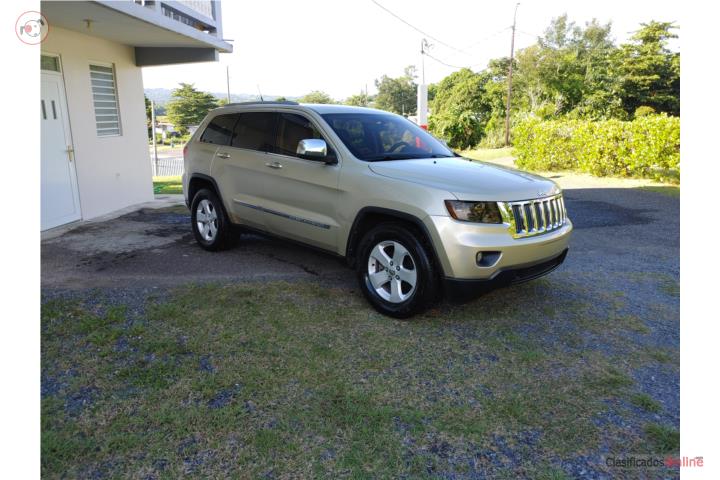 Jeep Grand Cherokee Laredo