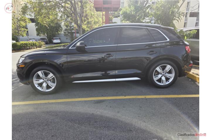 Audi Q5 PremiumPlus 2018 40mil millas