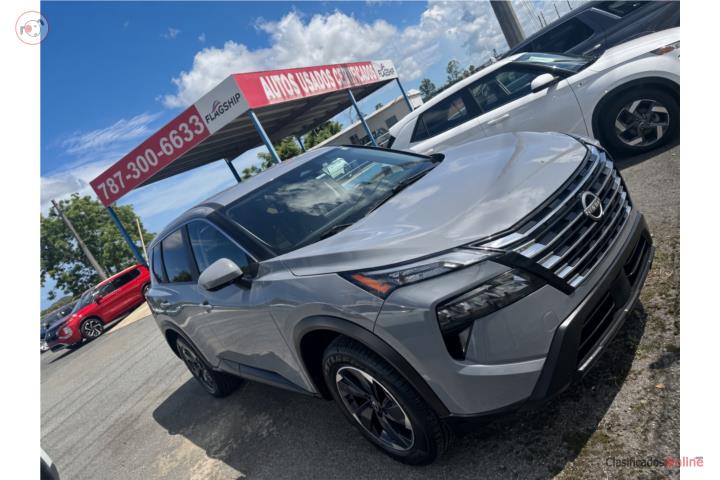 Nissan Rogue 2025 28,001 millas