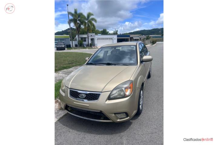 Kia Rio 2010 buenas condiciones $2,700