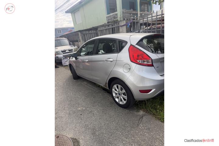 FORD FIESTA 2013
