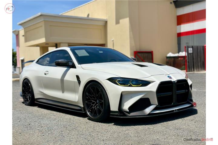 BMW M4 X COMPETITION CON AEROKIT EN CARBON
