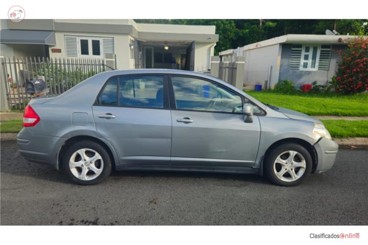 Nissan Versa 2011