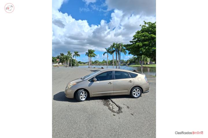 Prius del 2005 hatchback 5 Puerta .