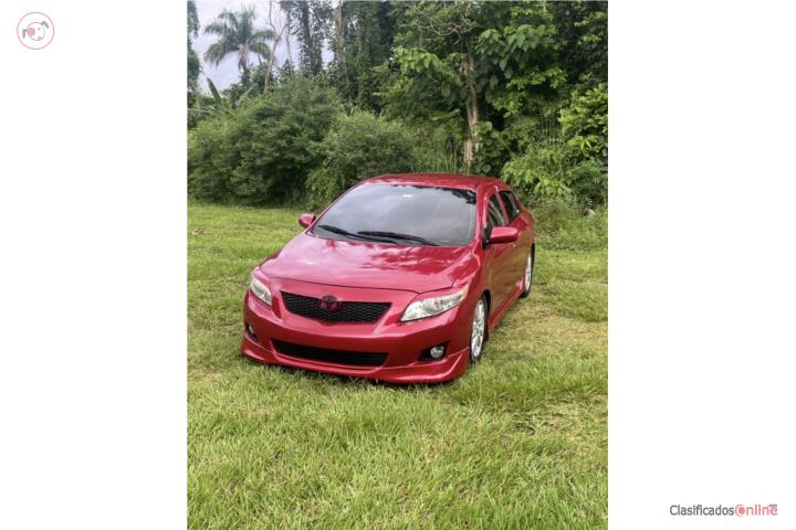 Toyota Corolla 2010 4 puertas pa negociar