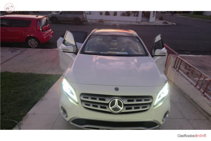 Mercedes Benz GLA 250 4MATIC 2019