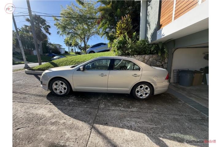 Ford Fusion SE 2010