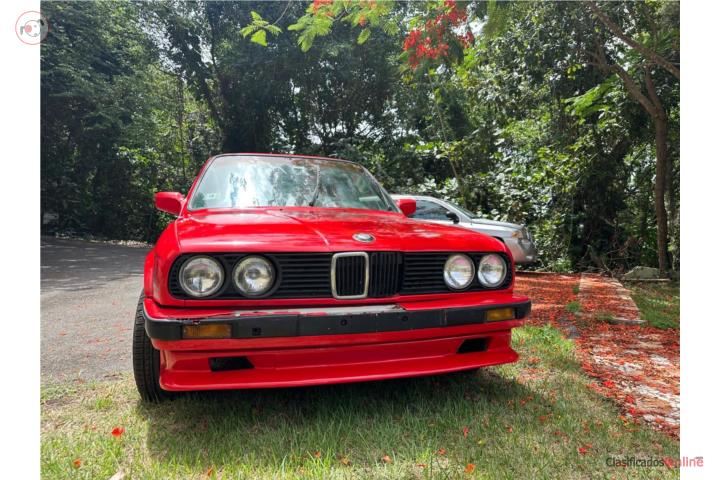 Clásico BMW 318i 1991 4 Puertas Rojo