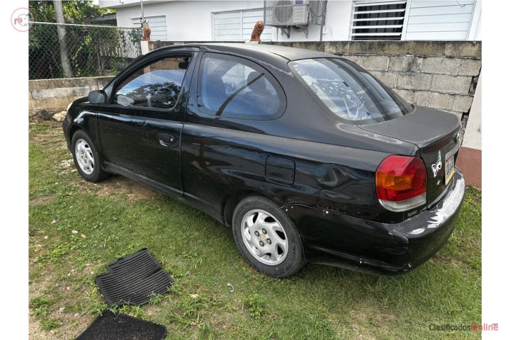 Toyota Echo 2003