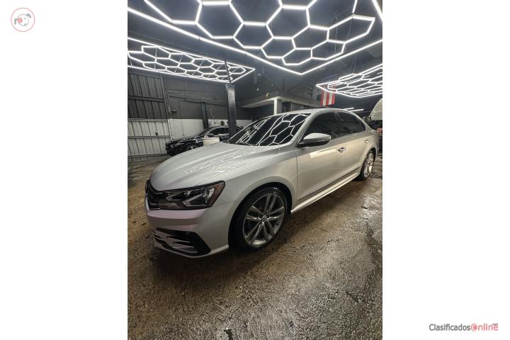 ** VW PASSAT R-LINE**