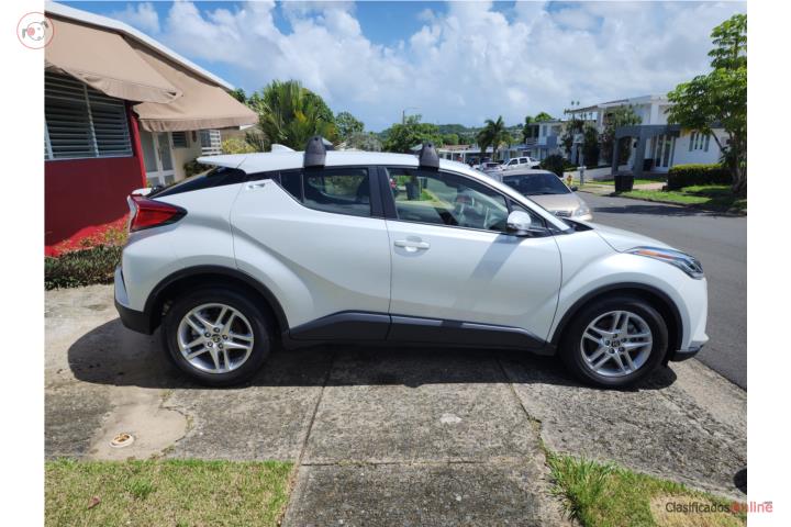 TOYOTA CHR 2022 COMO NUEVA