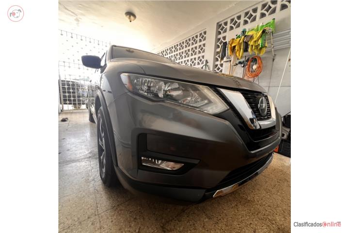 Nissan Rouge 2020 Solo 15,000 millas