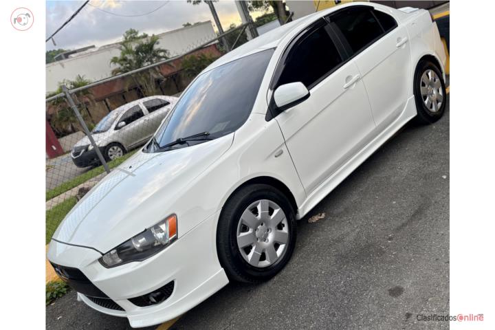 Se vende Mitsubishi Lancer 2012 (AUTOMÁTICO)