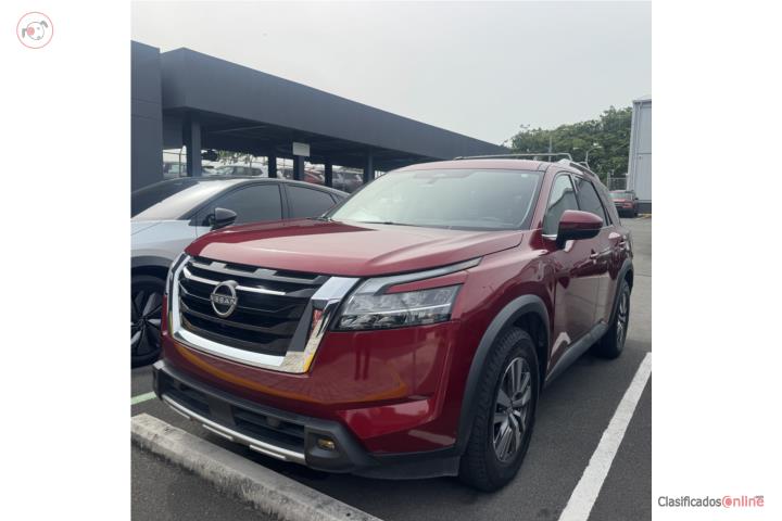 NISSAN PATHFINDER SL 2023, POCO MILLAJE !!