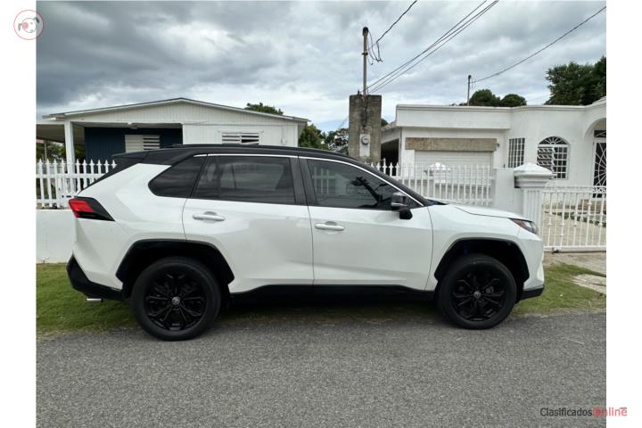 Toyota Rav4 2022 Hybrid 23000 millas