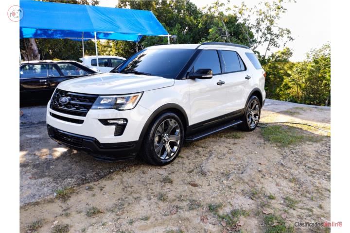 2018 Ford Explorer sport paronamica