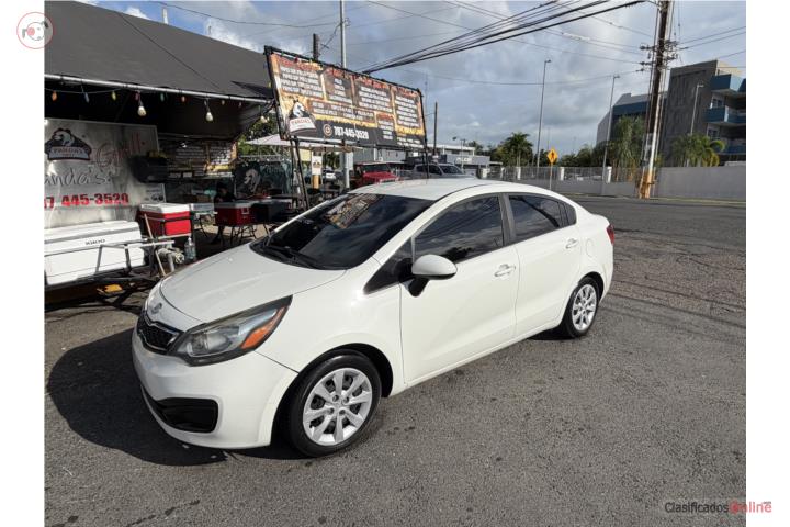 Kia Rio 2013 automático Aire marbete nítido