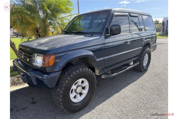 Mitsubishi Montero 94 standart
