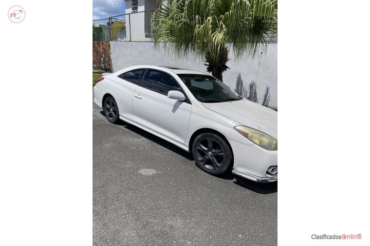 SE VENDE PARA PIEZAS