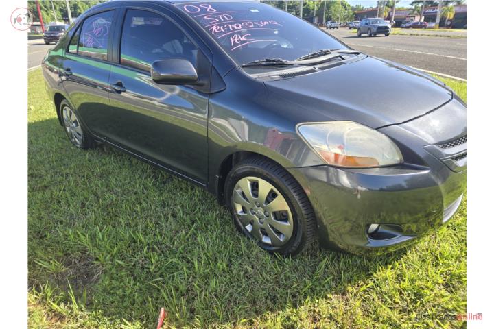 TOYOTA YARY STD