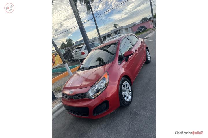 Kia Rio 2012 automatica