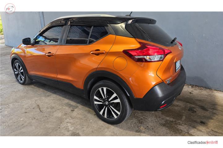 2019 Nissan Kicks SR