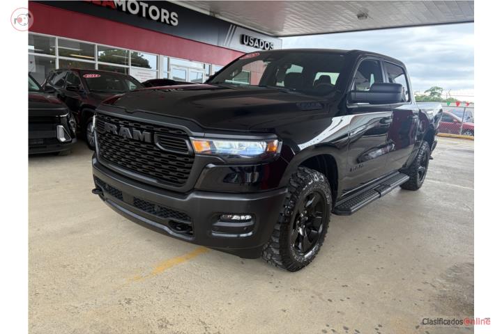 RAM 1500 WARLOCK 2025 4X4 IMPONENTE