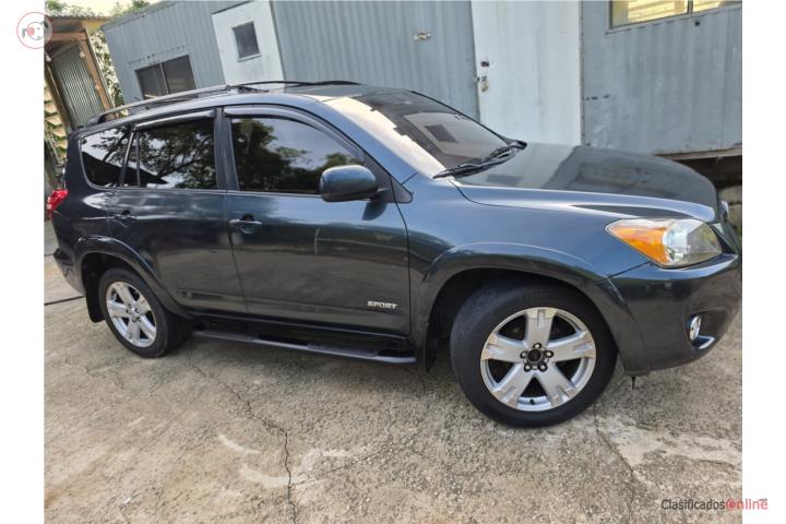 Toyota -Rav 4 2010-Sport
