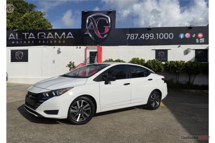 Nissan Versa 2024 S