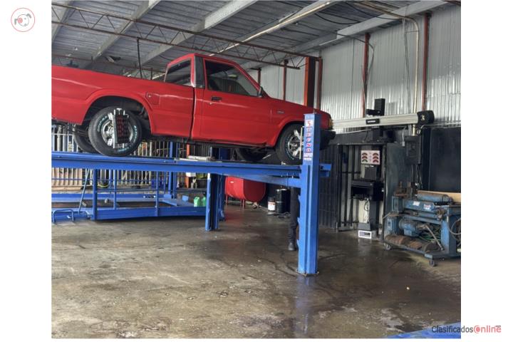 Mazda B2000, año 86 std 4 palante .