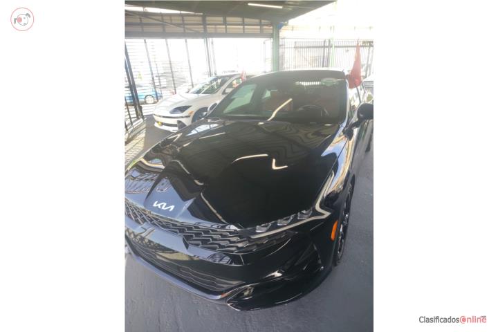 23* Kia K5 GT-Line Negro asientos vino cuero!