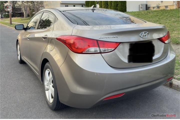 2013 Hyundai Elantra 4Puertas