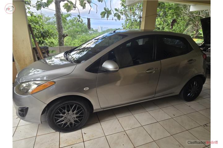 Mazda 2 2012 $3800 139 mil millas