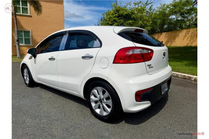 Kia Rio Quinto ( Hashback) 2017
