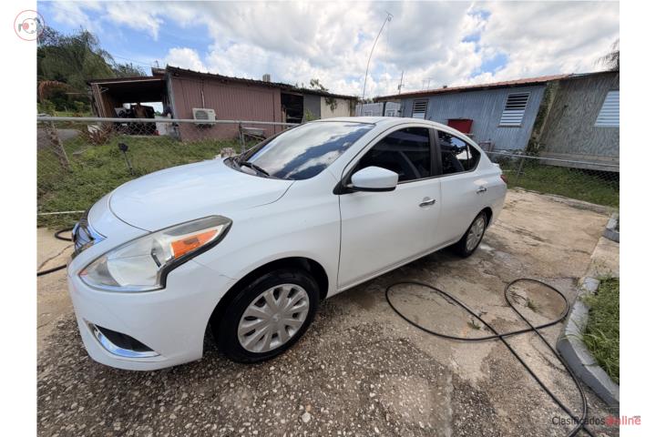 Nissan Versa 2016