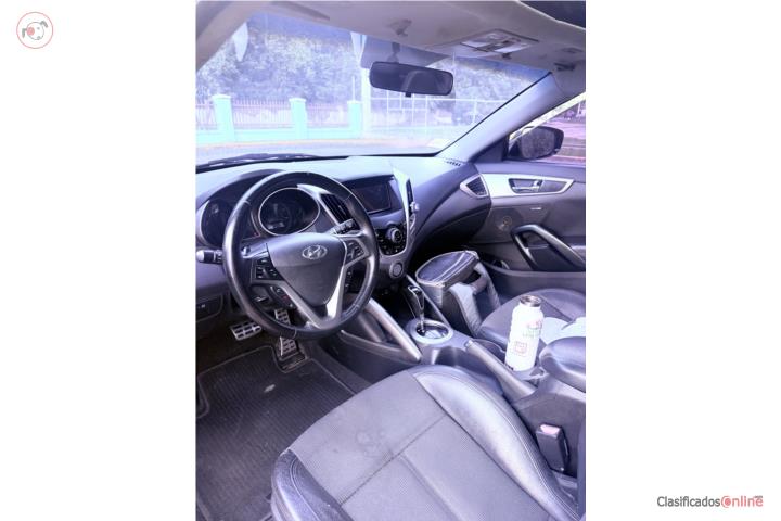 Veloster 2013  $5,200