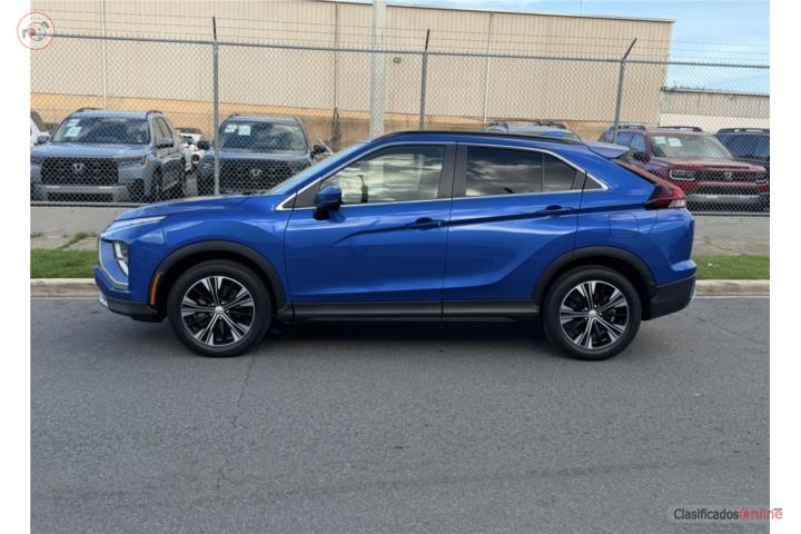 2022 MITSUBICHI ECLIPSE CROSS 12800 millas