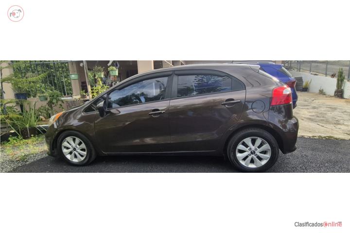 Kia Rio Quinto 2017 4 puertas